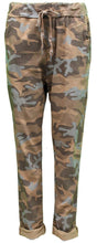 Load image into Gallery viewer, Made in Italy Brand Magic Pants-Joggers Camouflage Print
